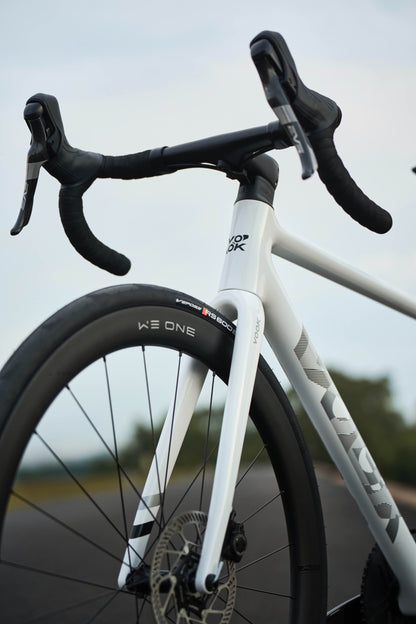 VOOK V8 Carbon Fiber Bike